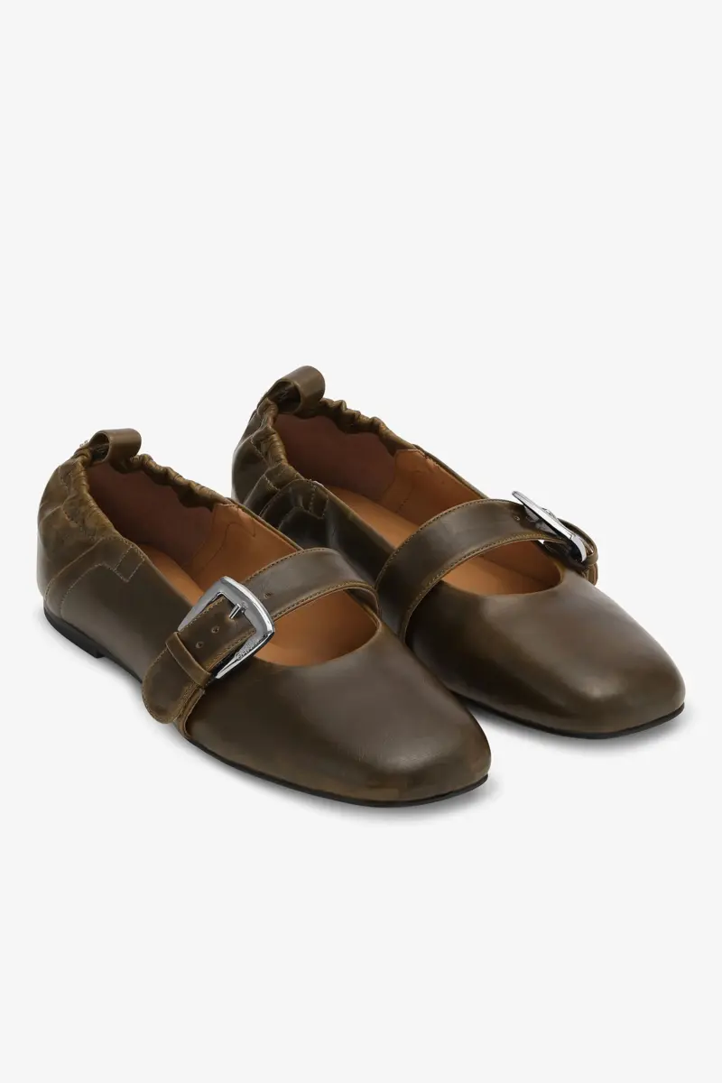 Buckle Strap Ballerinas in Dark-Olive
